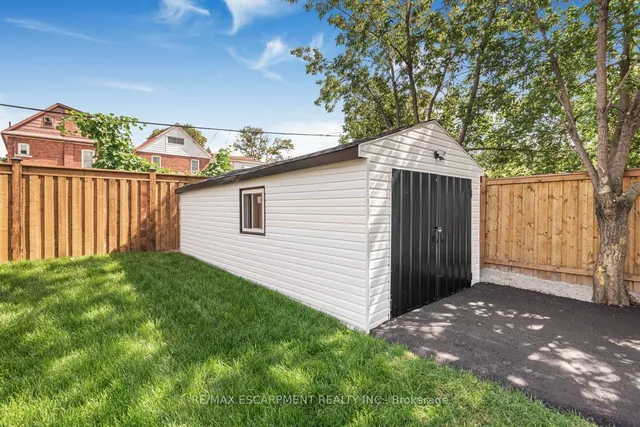 250 ROSSLYN Ave, Hamilton 4