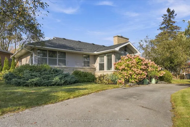 1331 Gordon Ave, Peterborough 3
