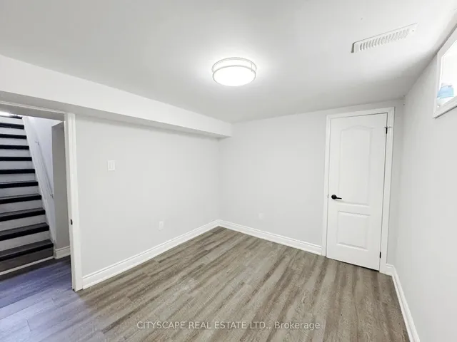 205 Bonaventure Dr, Hamilton 2