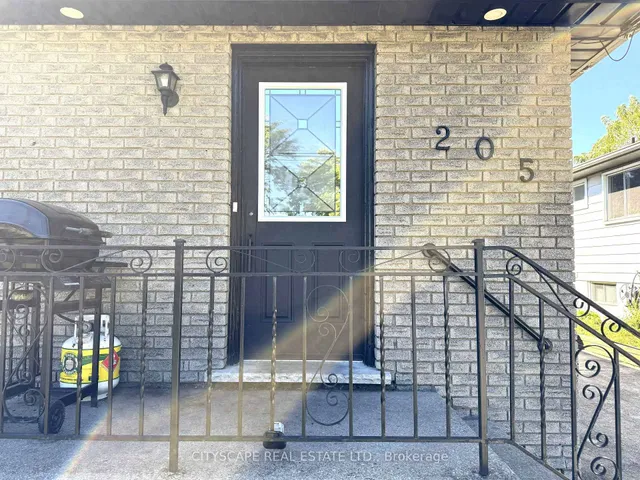 205 Bonaventure Dr, Hamilton 3