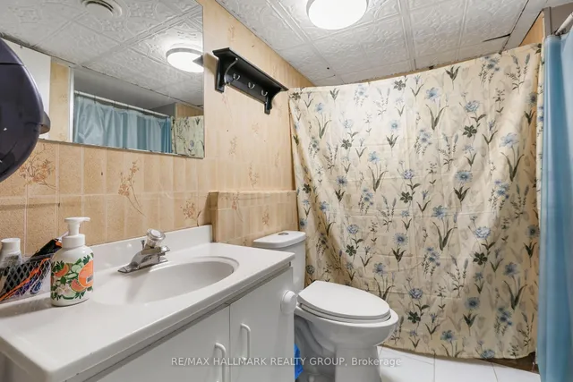 3142 Dumaurier Ave, Ottawa 5