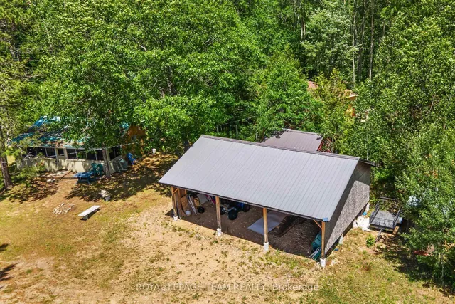 682 Long Lake Rd, Barry's Bay 5