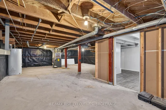 273 College St, Kingston 5