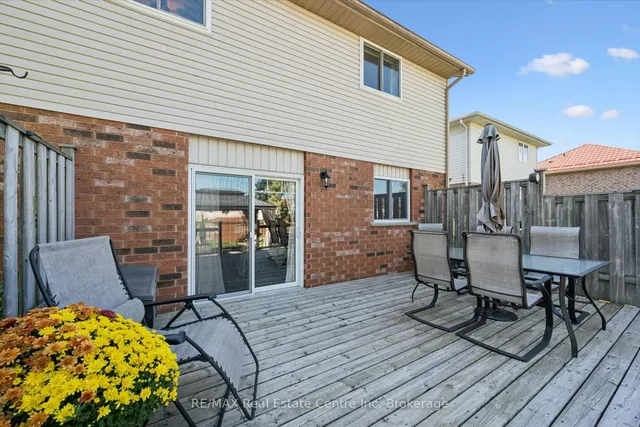 48 Abbeywood Cres, Guelph 4
