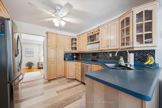 47 Lambert Cres, Guelph 4