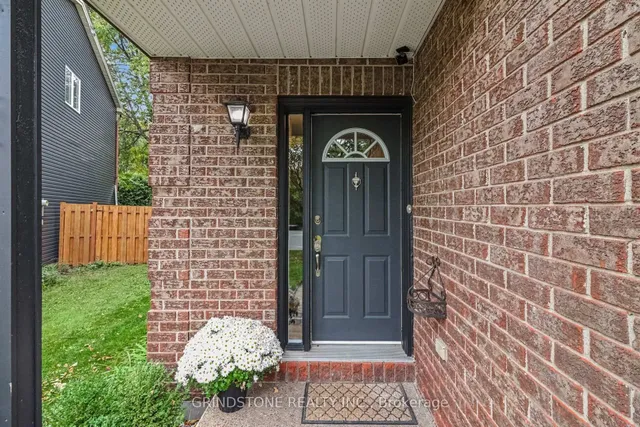 32 Rosegarden Cres, Ottawa 4