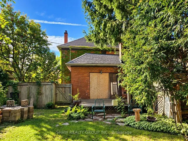 371 Hunter St, Woodstock 4