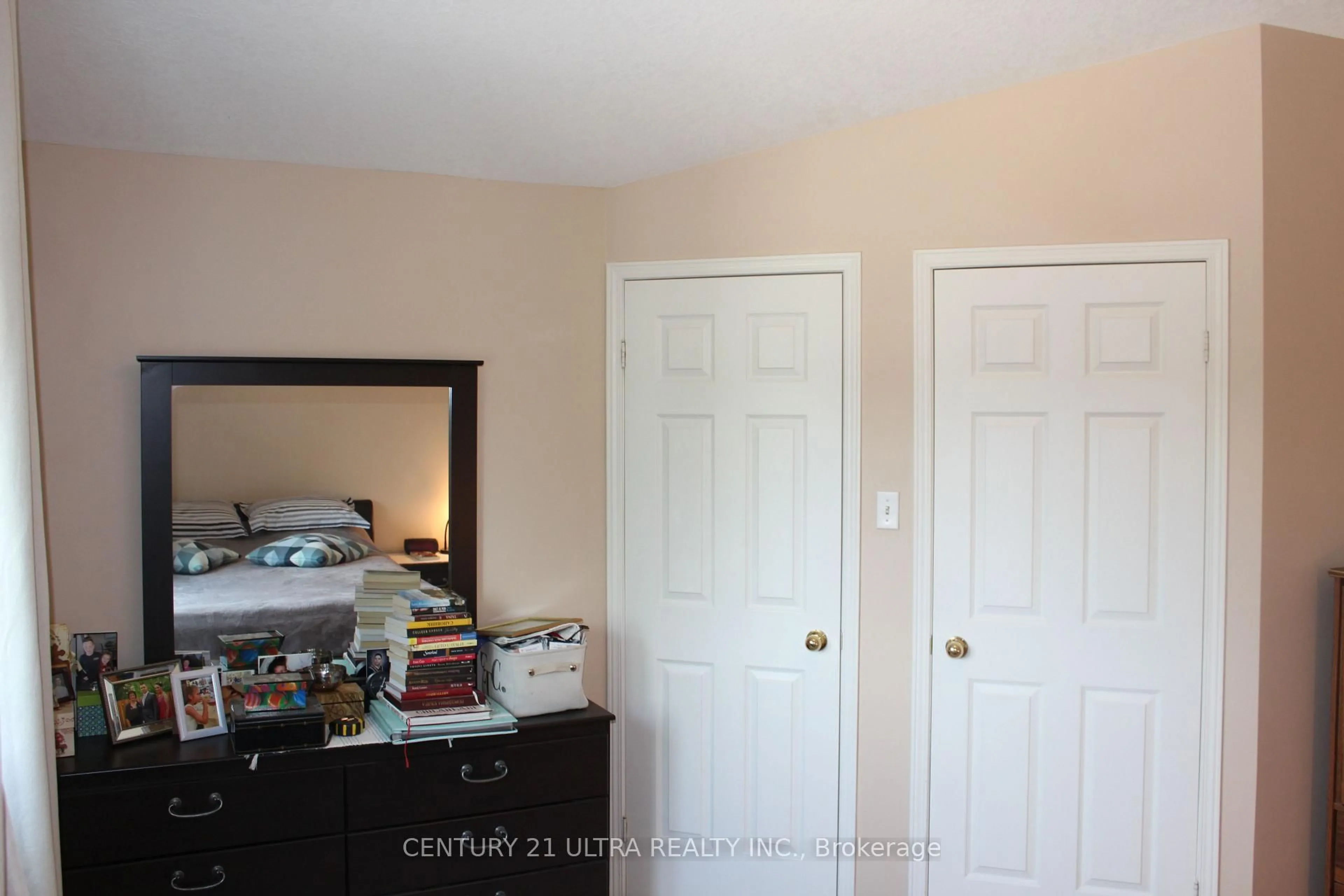 trreb/IMG-X13880732_1e0bfce6-ddc0-4fc5-9980-ef756ea6eeb4-l.jpg