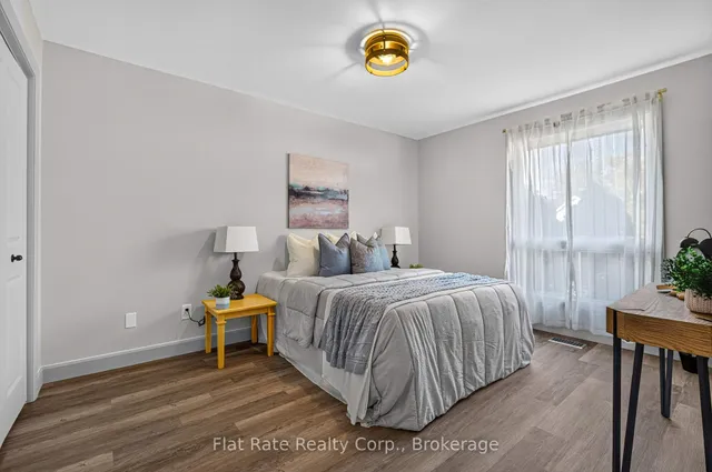 1321 Tudor Cres, Peterborough 5