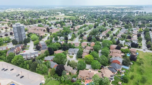 17 Applewood Crt, Quinte West 5