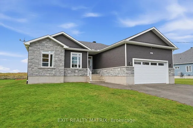 122 Pendleton St, Champlain 3