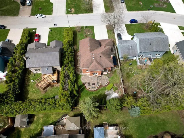 303 6th Ave, Owen Sound 5