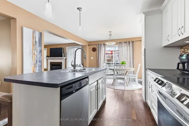 400 Skyline Ave #15, London North 4