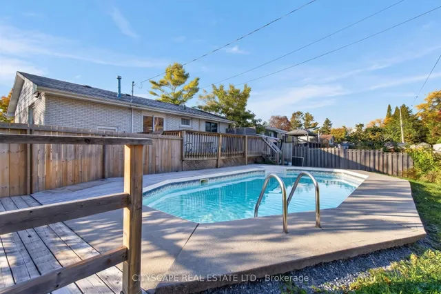 39 Huff Ave, Loyalist 3