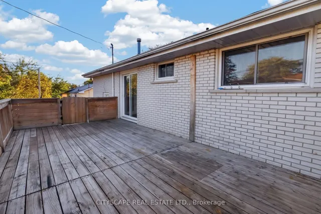 39 Huff Ave, Loyalist 4