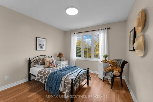 370 Cooke Cres, Kingston 5
