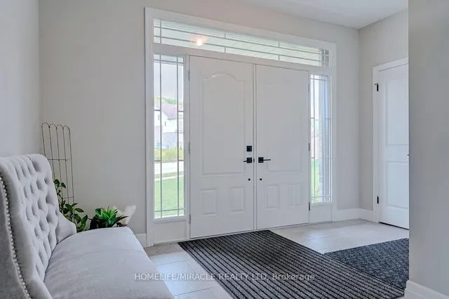 249 Ladyslipper Dr, Waterloo 2