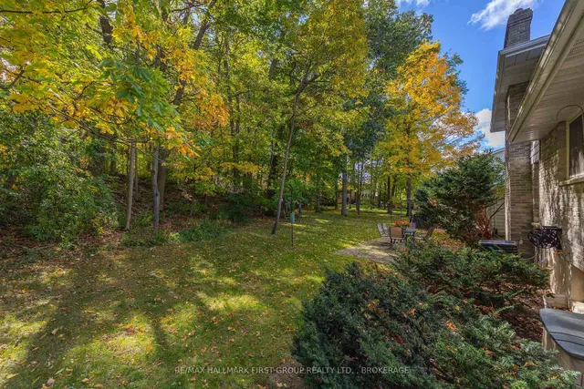 884 Safari Dr, Kingston 3