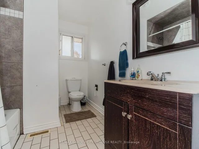 2 Treeview Pl, St. Catharines 3