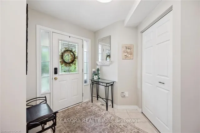60 Country Club Dr, Cambridge 4