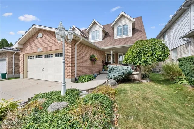 60 Country Club Dr, Cambridge 2