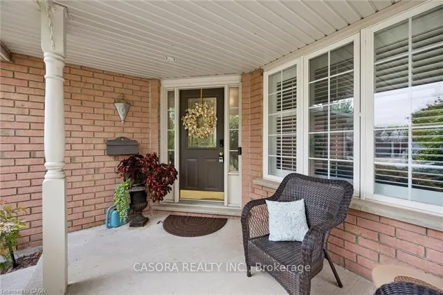 60 Country Club Dr, Cambridge 3
