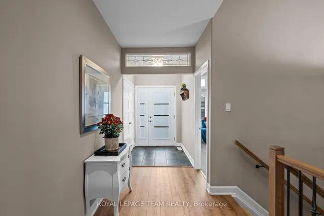 433 Aurora St, Russell 4