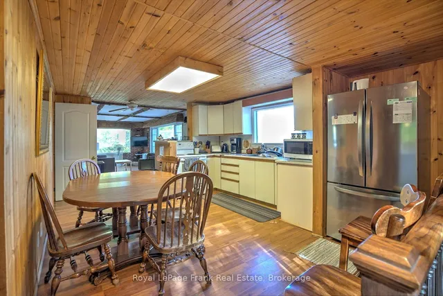 231 West Diamond Lake Rd, Bancroft 2