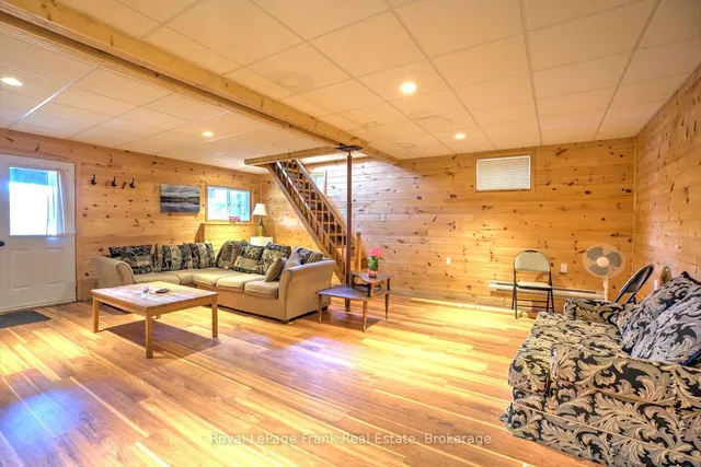 245 West Diamond Lake Rd, Bancroft 3