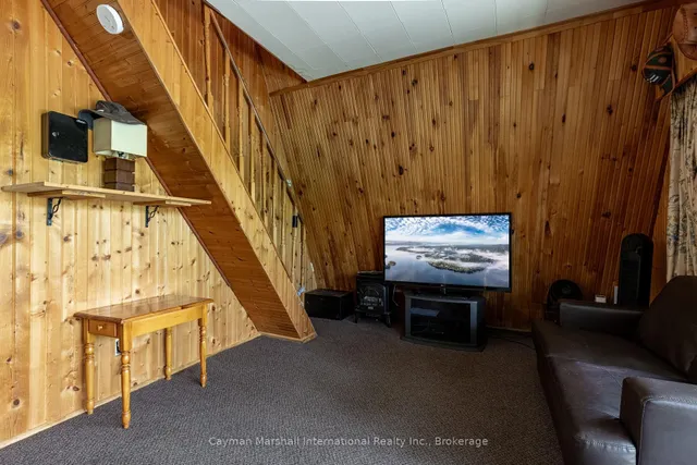 1465 West Lionshead Rd, Gravenhurst 4