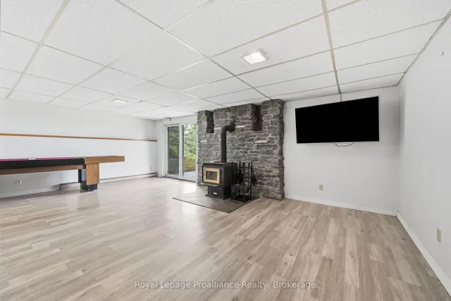 509 Kelly Rd, Prince Edward County 4