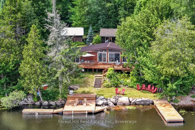 1355 Bellwood Acres Rd, Lake of Bays 2
