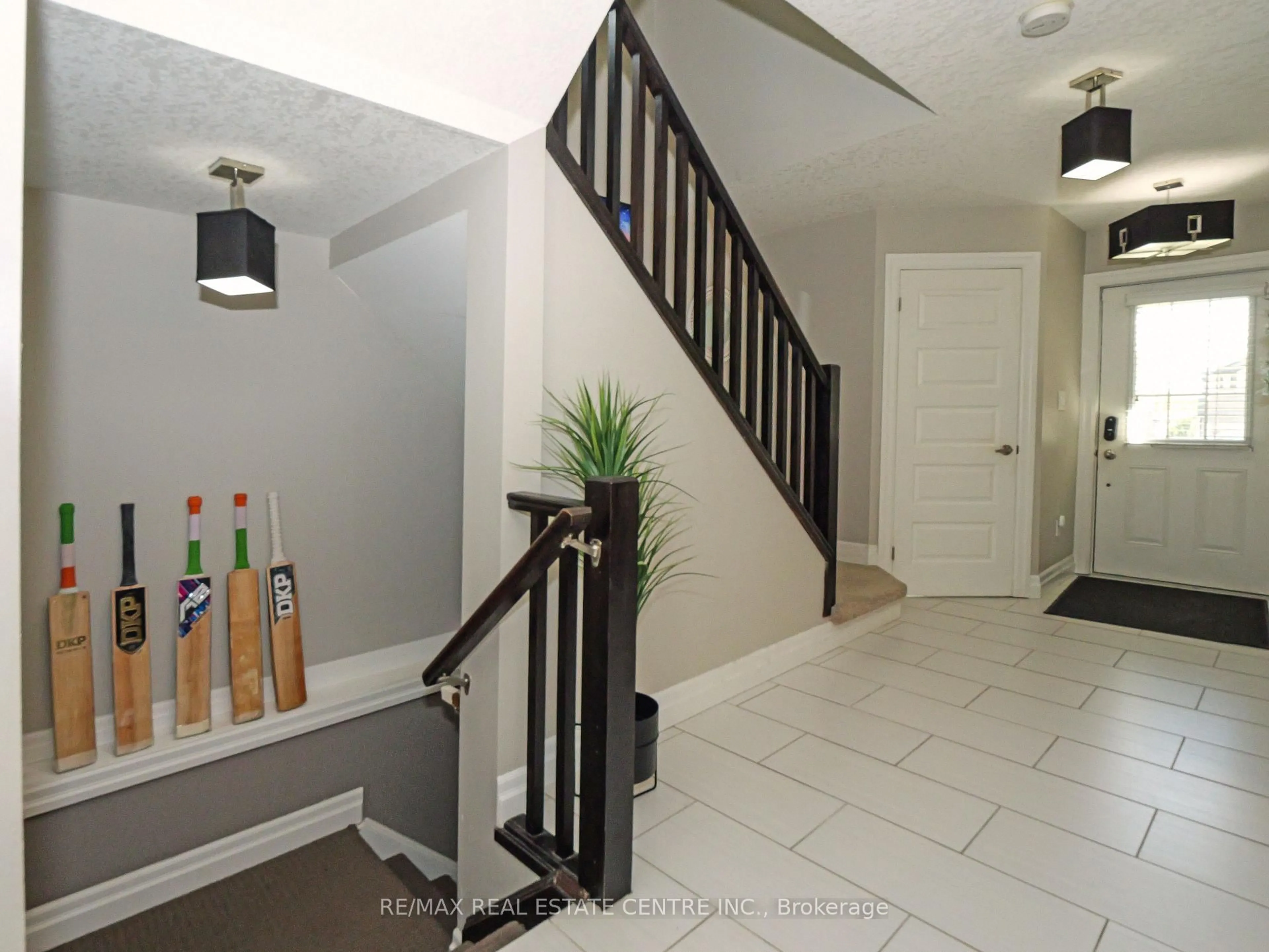 trreb/IMG-X13885954_1fcc0af4-118b-47a5-88a9-ed402cc12b2d-l.jpg