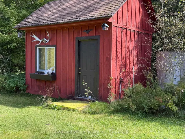 1665 Nelson Lake Rd, Magnetawan 5