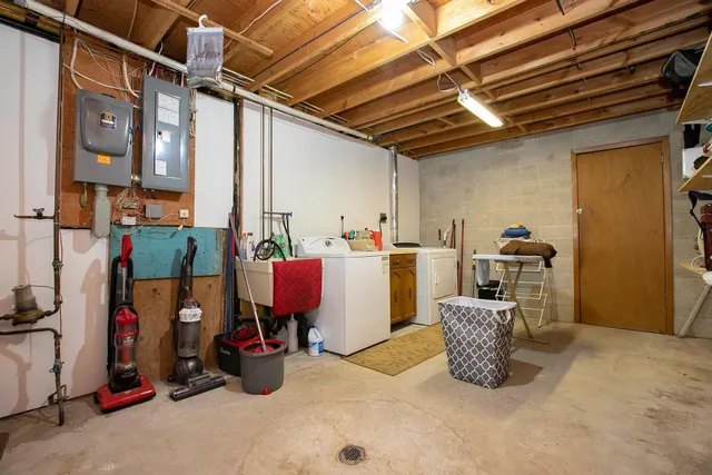 52 Danby Rd, Sault Ste Marie 4