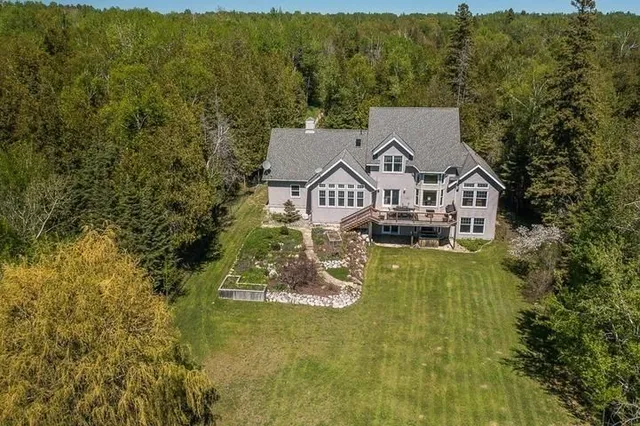 3515 Huron Line Rd, Jocelyn 5