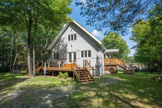 760 Finns Bay Rd, Laird 3