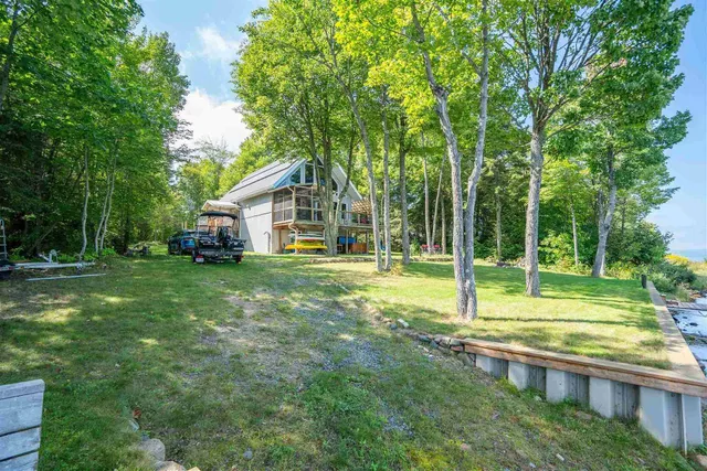 760 Finns Bay Rd, Laird 5