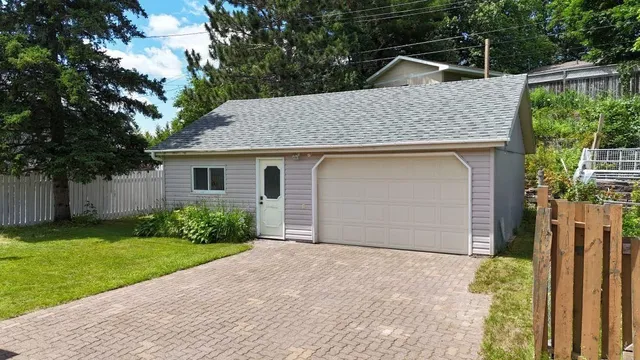 66 Dieppe Ave, Elliot Lake 3