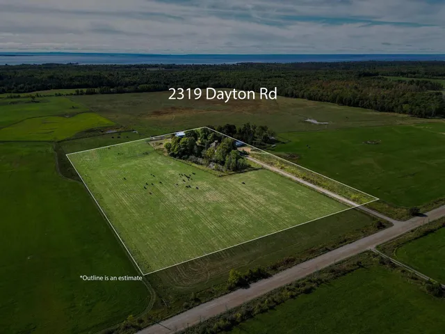 2319 Dayton Rd, Huron Shores 2