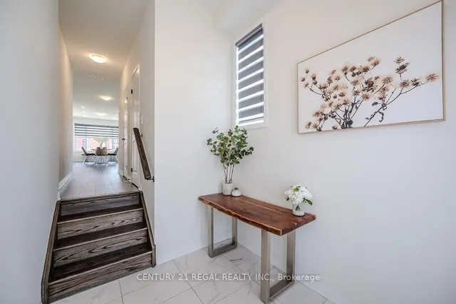 30 Rustic Oak Tr, North Dumfries 4