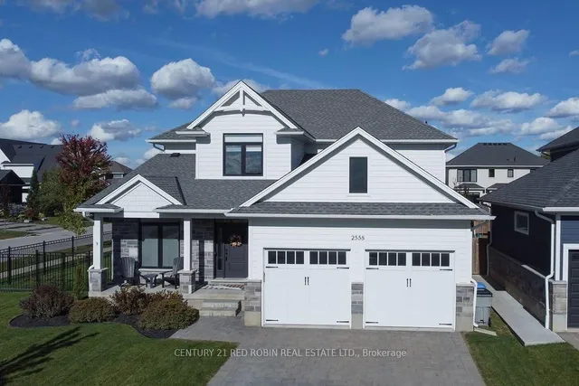 2558 Terry Fox Crt, Strathroy-Caradoc