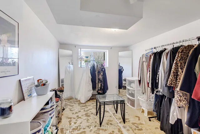 36 Valerie Crt, Cambridge 4