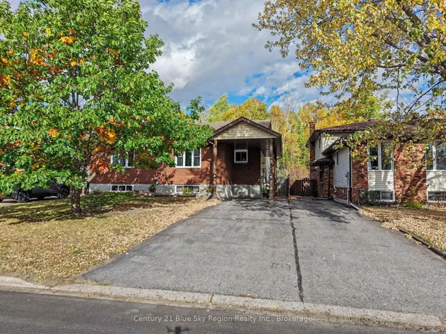 164 Labreche Dr, North Bay 2