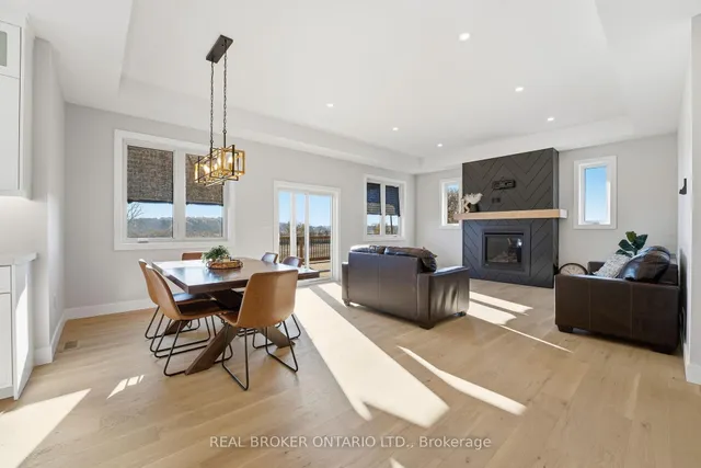 48 Rebecca Dr, Aylmer 4