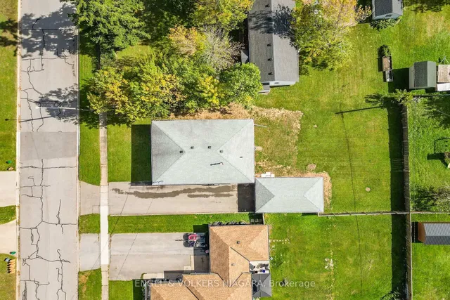 76 Lavinia St, Fort Erie 5