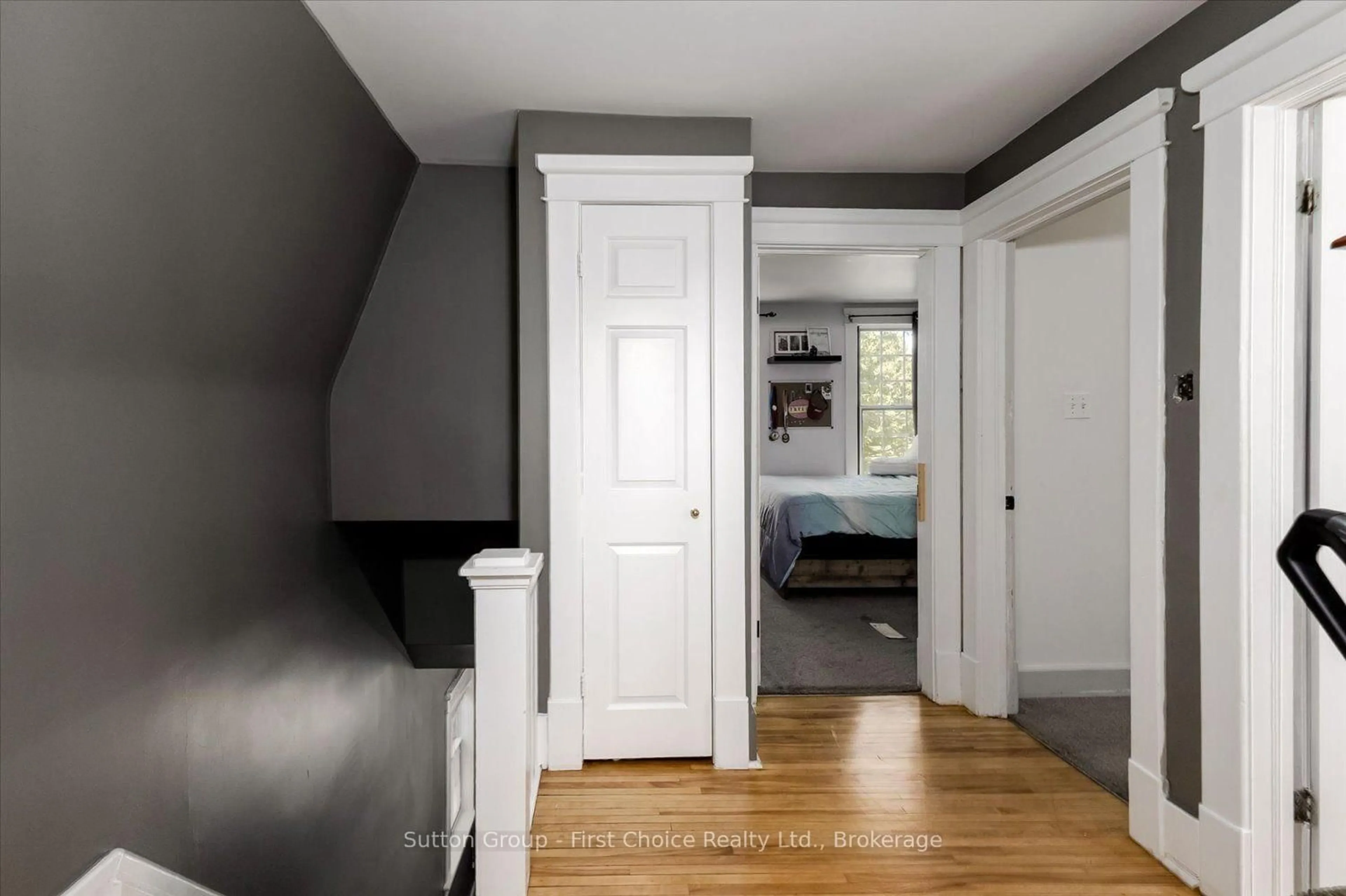 trreb/IMG-X14015678_0ed3d99e-87a3-45ca-9423-d591b0b533ad-l.jpg