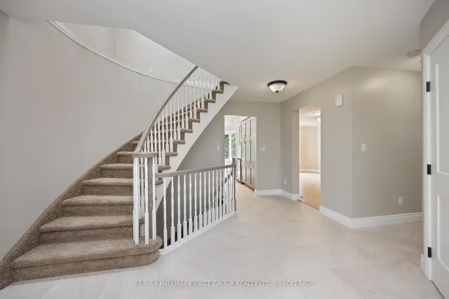 272 FRIARHILL Cres, Kingston 5