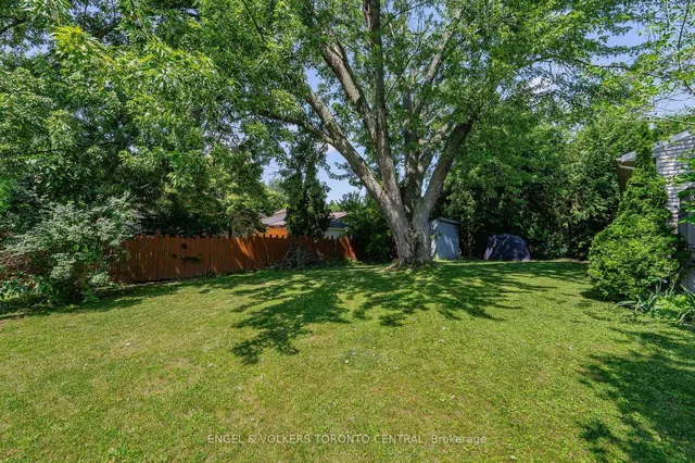 31 Mulberry Lane, Waterloo 3