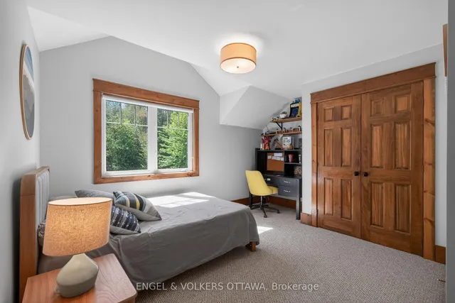 328 Silent Wood Grve, Carp 5